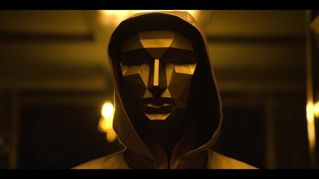 Mysterious masked figure from Squad Game Episode 7.