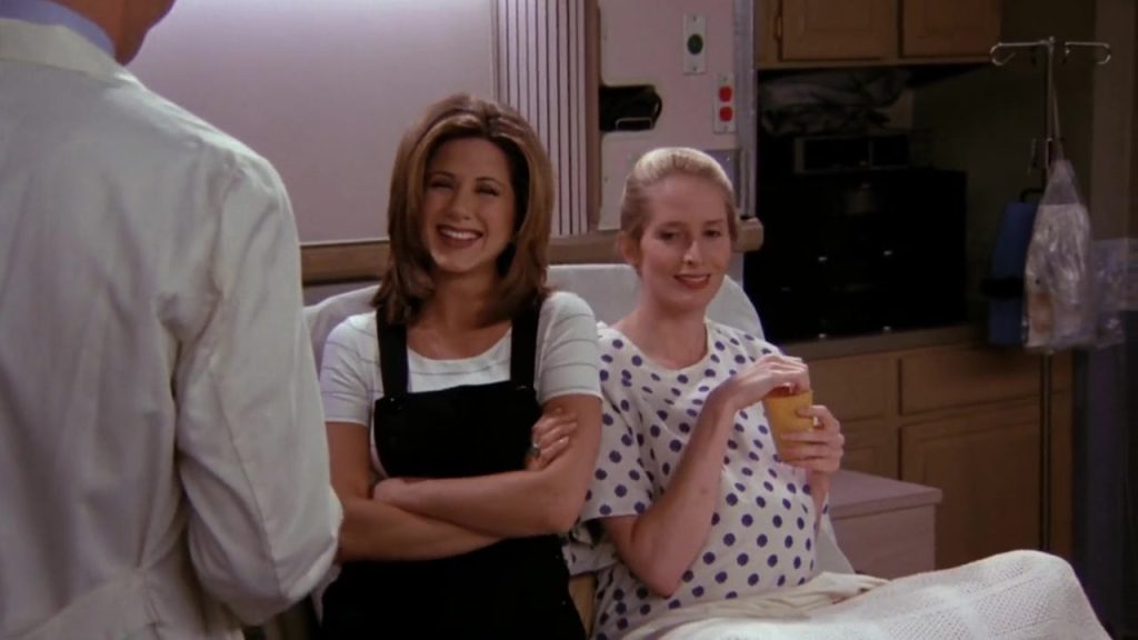 Rachel and Carol in the hospital room scene from Friends S01E23, part of Streaming Language Lessons.