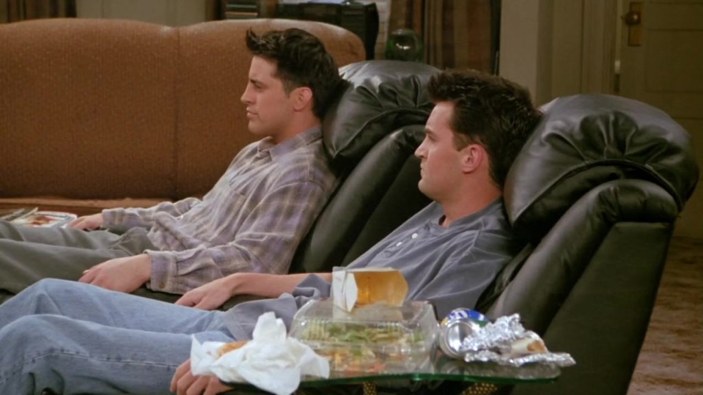Learning English with Friends Joey Chandler Recliners Joey and Chandler relaxing in their recliners in Friends S02E15, a great scene for learning casual English vocabulary.